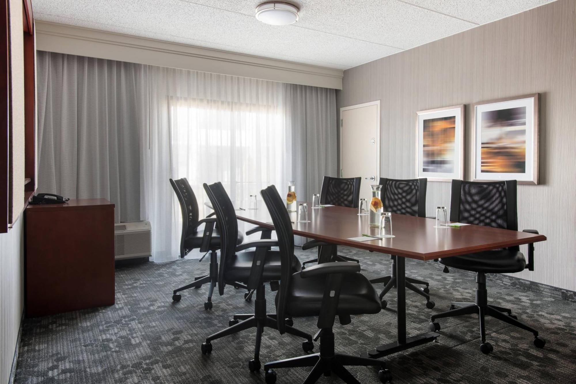 Courtyard Syracuse Carrier Circle Hotell East Syracuse Exteriör bild